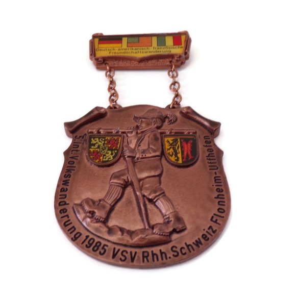 German American French Friendship Hike Metal Vintage 1985    7/22 - Picture 2 of 6